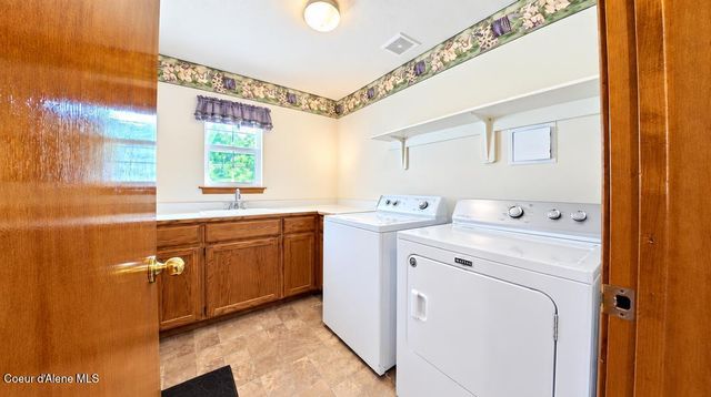 2707 E THOMAS HILL DR, Coeur D'alene, ID 83815