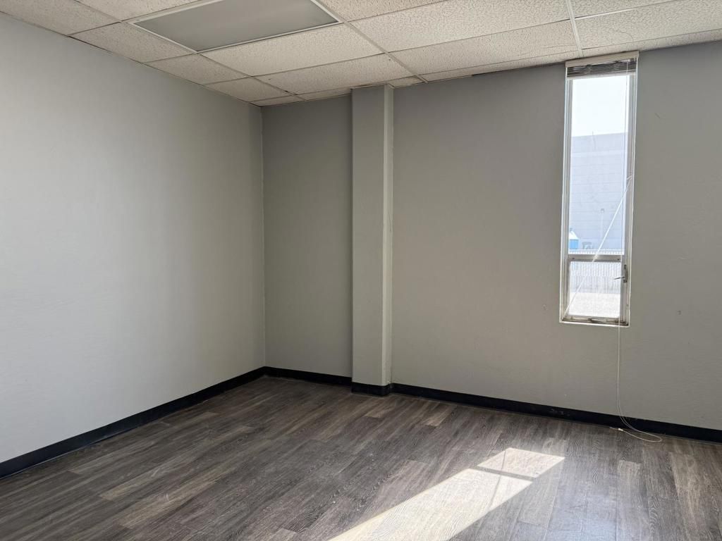 Image 11 of property listing at 1550 Rollins Road A, Burlingame, CA 94010