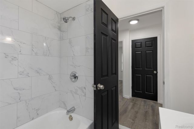 19477 Prest Street, Detroit, MI 48235