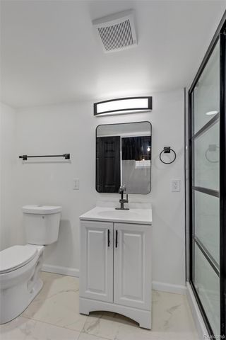 19477 Prest Street, Detroit, MI 48235