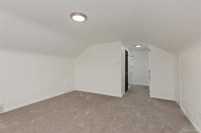 19477 Prest Street, Detroit, MI 48235