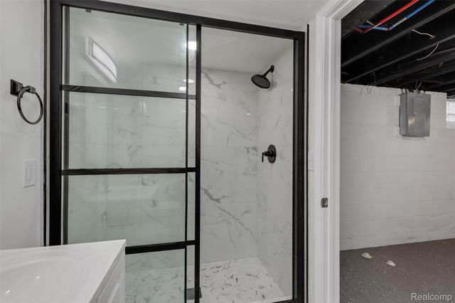 19477 Prest Street, Detroit, MI 48235