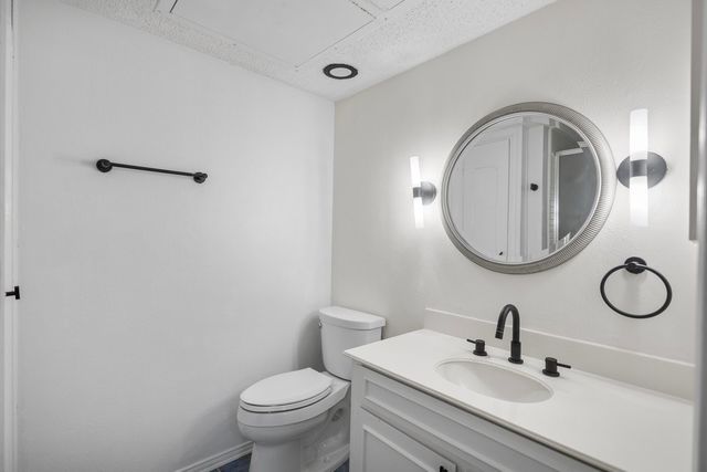 5907 Copperwood Lane 1138, Dallas, TX 75248