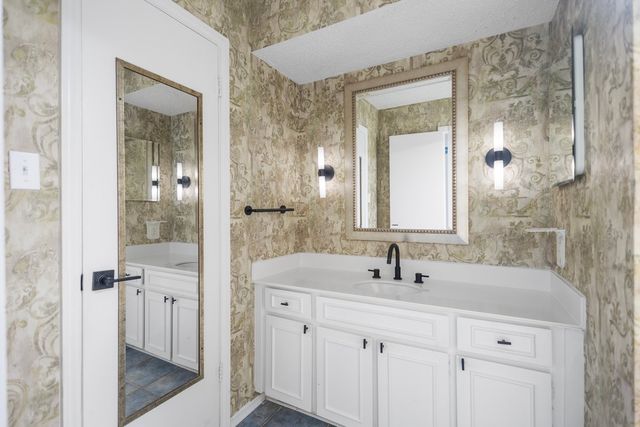 5907 Copperwood Lane 1138, Dallas, TX 75248