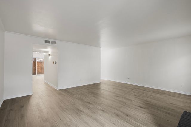 5907 Copperwood Lane 1138, Dallas, TX 75248