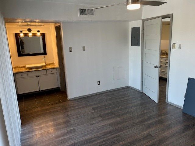 2800 Douglas Avenue 305, Dallas, TX 75219