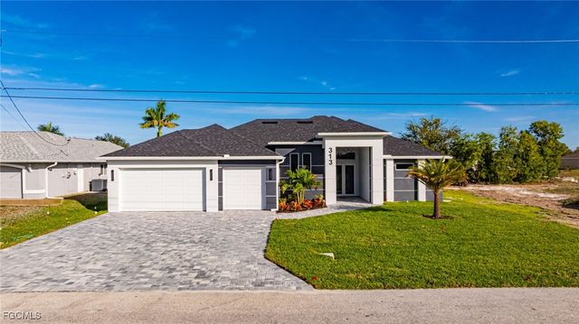 313 SE 2nd ST, Cape Coral, FL 33990