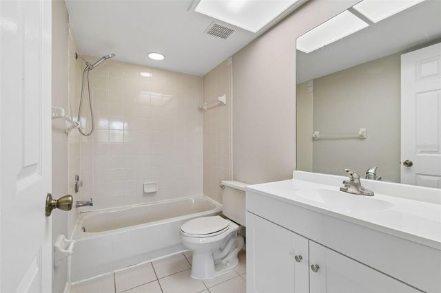 14718 SEMINOLE TRAIL, Seminole, FL 33776