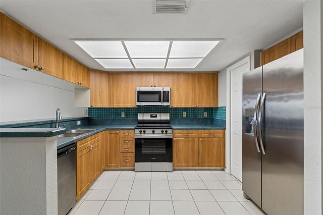 14718 SEMINOLE TRAIL, Seminole, FL 33776