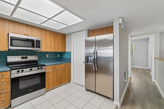 14718 SEMINOLE TRAIL, Seminole, FL 33776