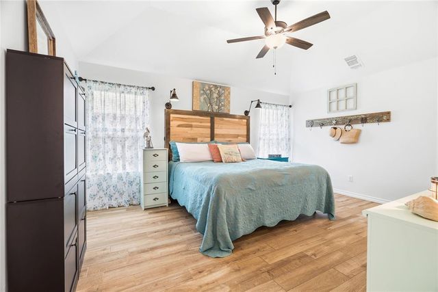 18712 Austin Place, Edmond, OK 73012
