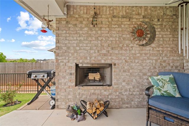 18712 Austin Place, Edmond, OK 73012