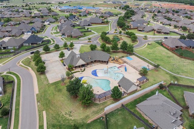 18712 Austin Place, Edmond, OK 73012