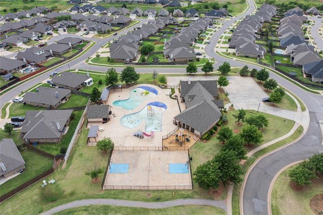 18712 Austin Place, Edmond, OK 73012