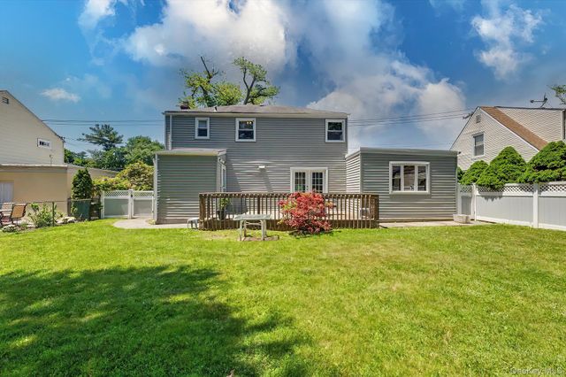83 Whitman Road, Yonkers, NY 10710