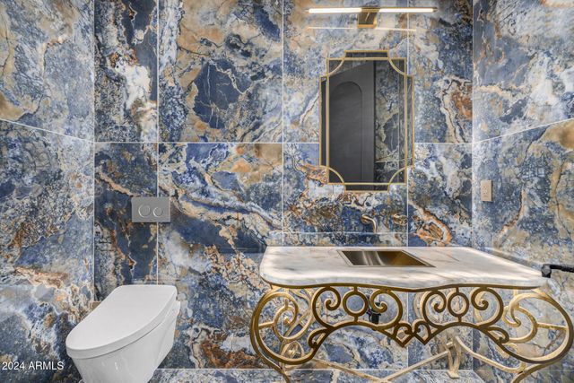 1480 E RAVEN Court, Gilbert, AZ 85297