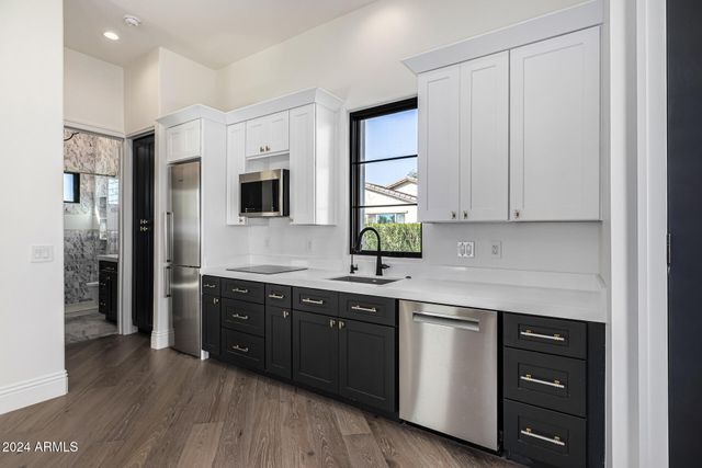 1480 E RAVEN Court, Gilbert, AZ 85297