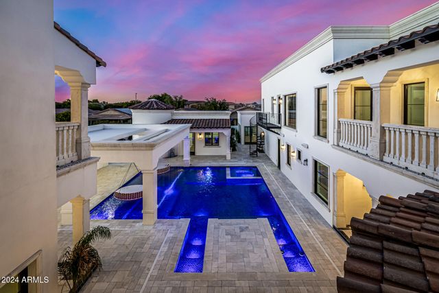 1480 E RAVEN Court, Gilbert, AZ 85297