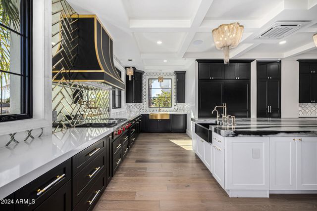 1480 E RAVEN Court, Gilbert, AZ 85297