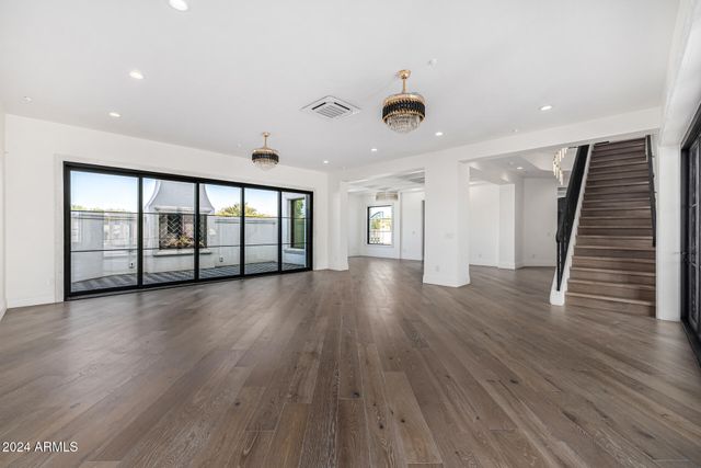 1480 E RAVEN Court, Gilbert, AZ 85297