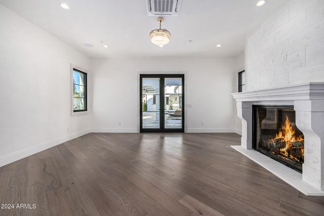 1480 E RAVEN Court, Gilbert, AZ 85297