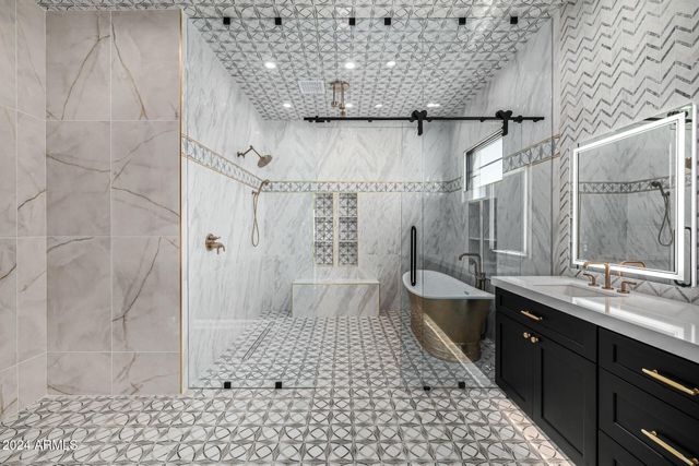 1480 E RAVEN Court, Gilbert, AZ 85297