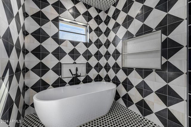 1480 E RAVEN Court, Gilbert, AZ 85297