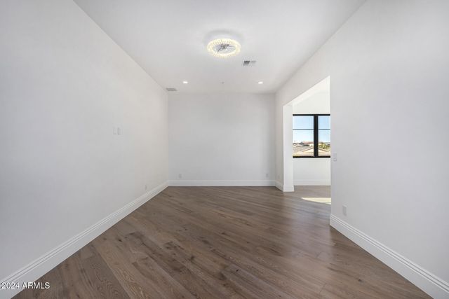 1480 E RAVEN Court, Gilbert, AZ 85297