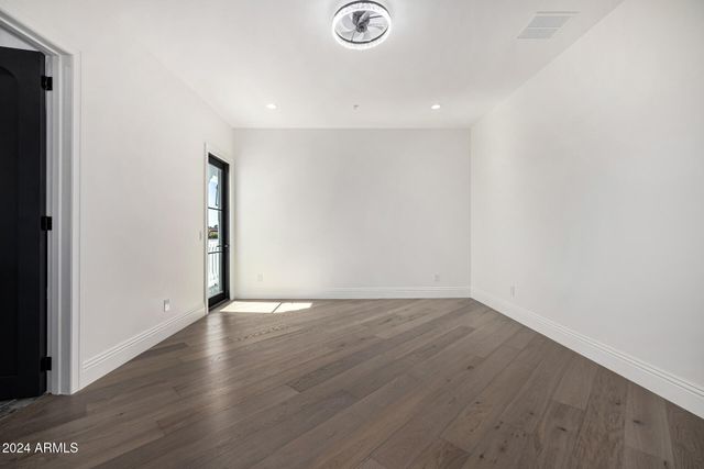 1480 E RAVEN Court, Gilbert, AZ 85297