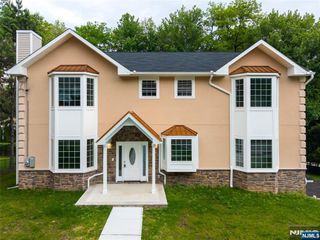 418 East Avenue, Northvale, NJ 07647
