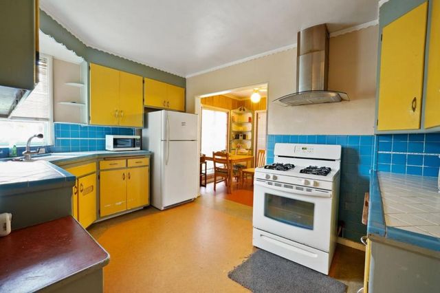 3466 Oak Knoll Boulevard, Oakland, CA 94605