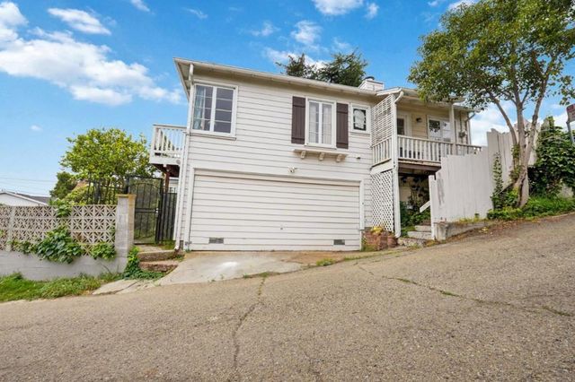 3466 Oak Knoll Boulevard, Oakland, CA 94605