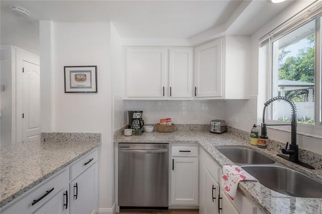 6614 N 11TH STREET, Tampa, FL 33604