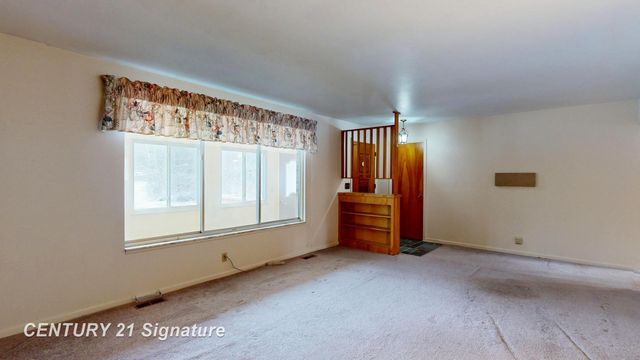 10190 Lavern Court, Vienna Twp, MI 48420