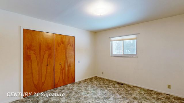 10190 Lavern Court, Vienna Twp, MI 48420