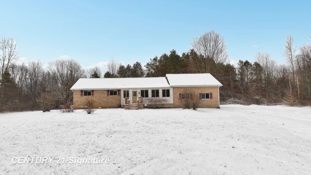 10190 Lavern Court, Vienna Twp, MI 48420