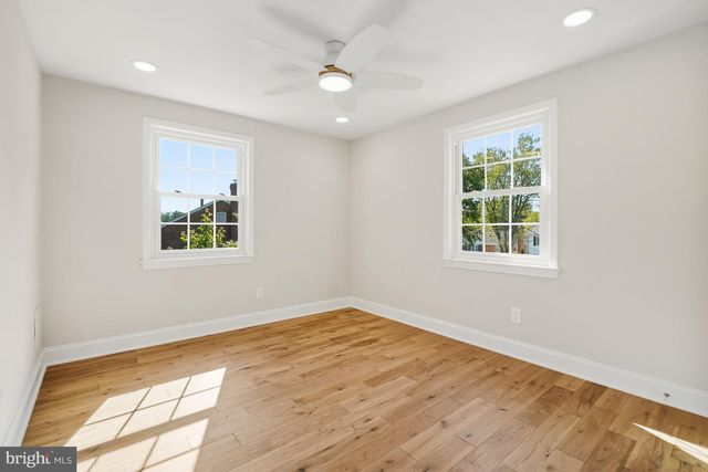 12301 ESPALIER PL, Potomac, MD 20854