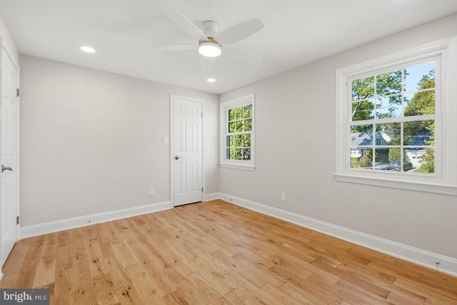 12301 ESPALIER PL, Potomac, MD 20854
