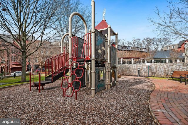 12301 ESPALIER PL, Potomac, MD 20854