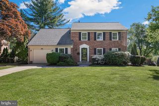 12301 ESPALIER PL, Potomac, MD 20854