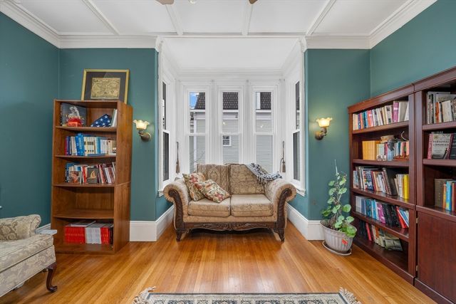 47 Highland Ave, Haverhill, MA 01830