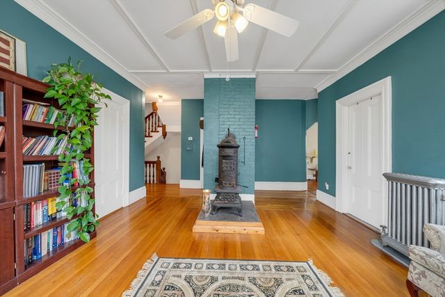 47 Highland Ave, Haverhill, MA 01830