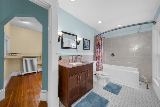 47 Highland Ave, Haverhill, MA 01830