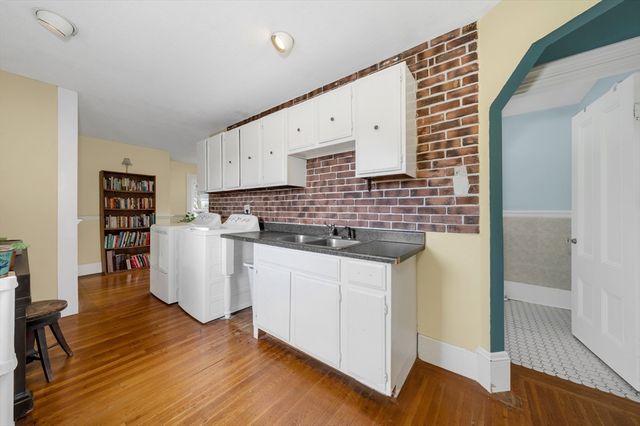 47 Highland Ave, Haverhill, MA 01830