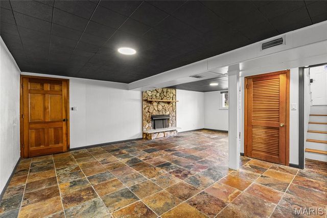 420 Canary Lane, St Charles, MO 63301