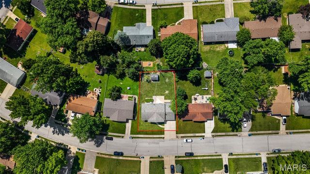 420 Canary Lane, St Charles, MO 63301