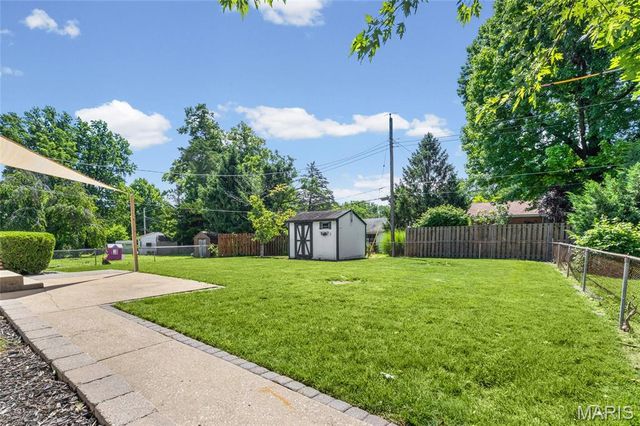 420 Canary Lane, St Charles, MO 63301