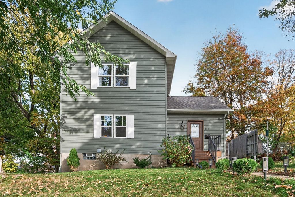 214 N 8th Street, River Falls, WI 54022 — photo 2