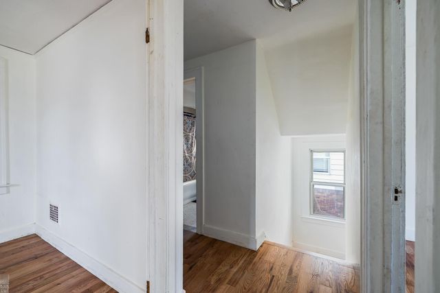 5203 Devonshire Road, Detroit, MI 48224