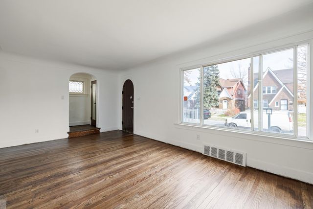 5203 Devonshire Road, Detroit, MI 48224